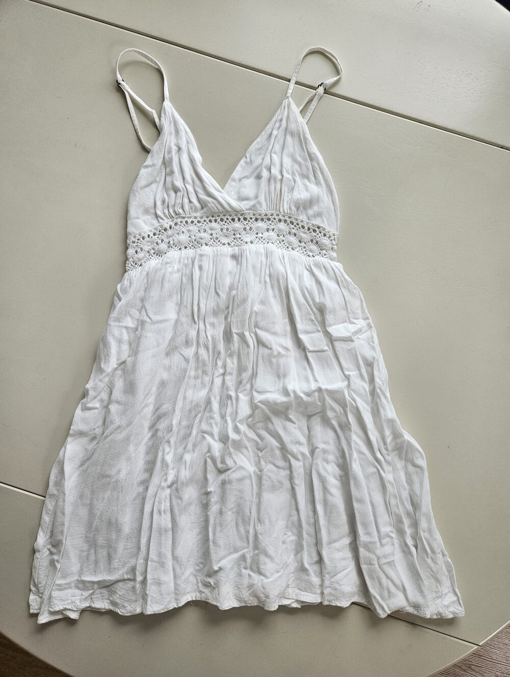 Forever 21 - White Crochet-Waist Mini Dress